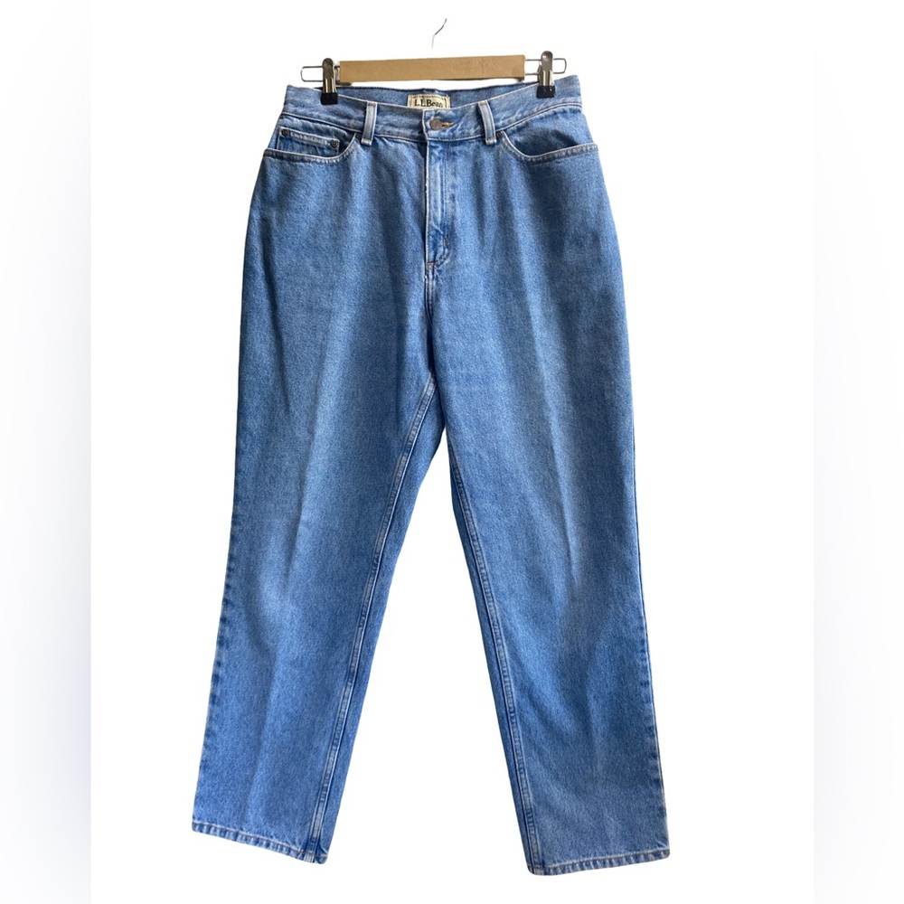 L.L.Bean Classic Fit Curvy High Rise Mom Jeans Light‎ Wash Size 10 Straight Leg